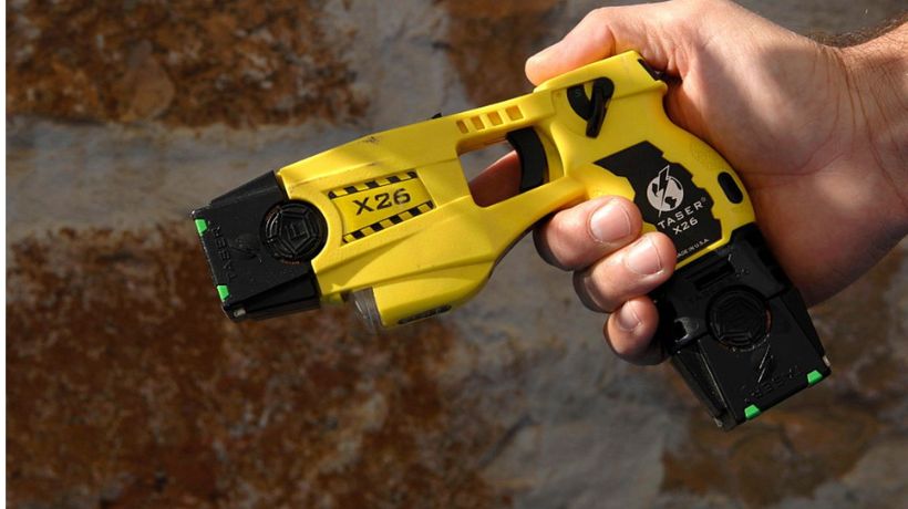 Arriva il taser in dotazione alle forze dell'ordine