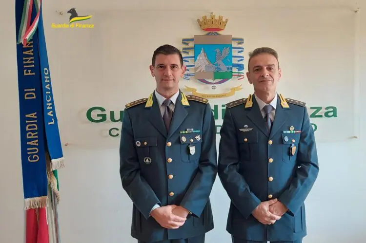 Il capitano Siravo il nuovo comandante della guardia di finanza