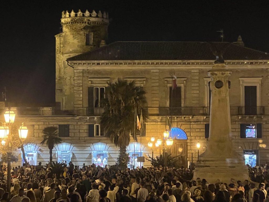 Notte americana, la mappa della serata a Vasto Marina - Zonalocale