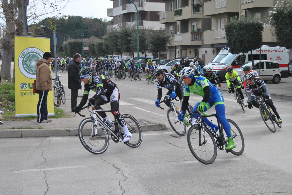 Tanti i ciclisti protagonisti dell’ottavo Trofeo Carnevale 14 dsc 3945