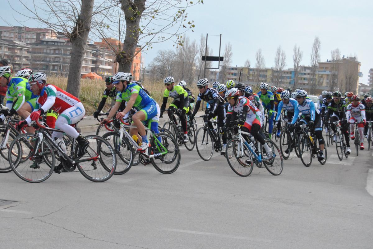 Tanti i ciclisti protagonisti dell’ottavo Trofeo Carnevale 71 dsc 4025